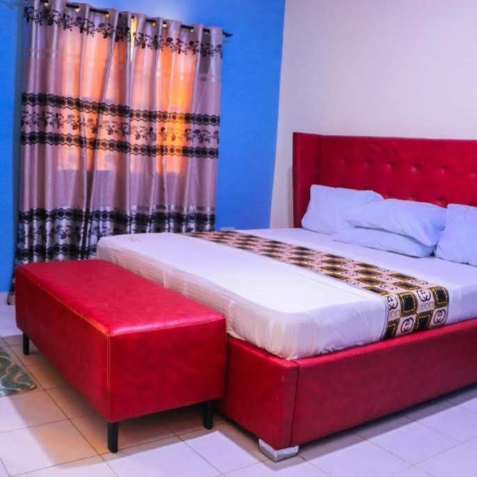 Dawhwenya Dc Ambassadors Hotel מראה חיצוני תמונה